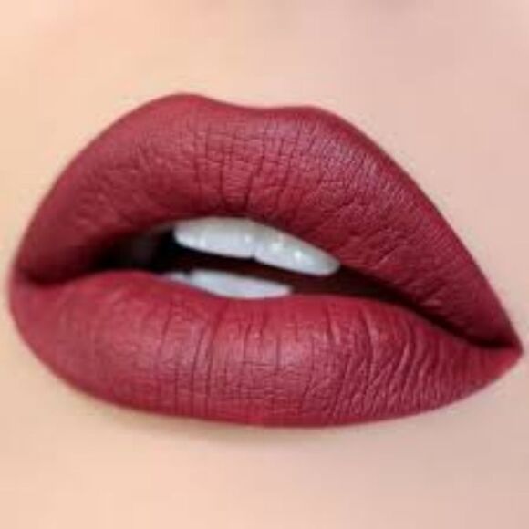 Girlactik Liquid Lipstick in Seductive - Picture 4 of 8